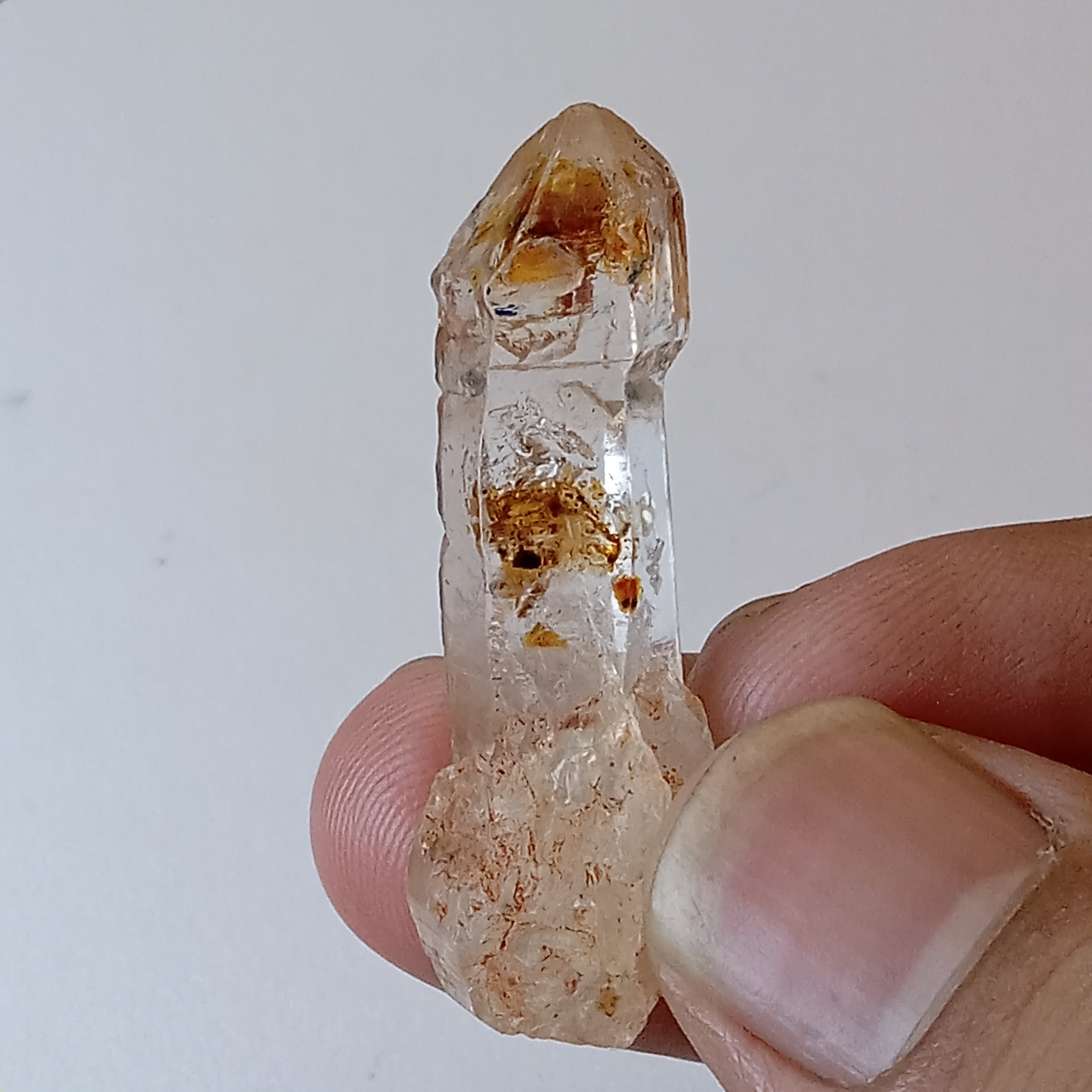 Scepter Enhydro Petroleum Quartz with Visible Oil Bubble & UV Reactive Inclusions