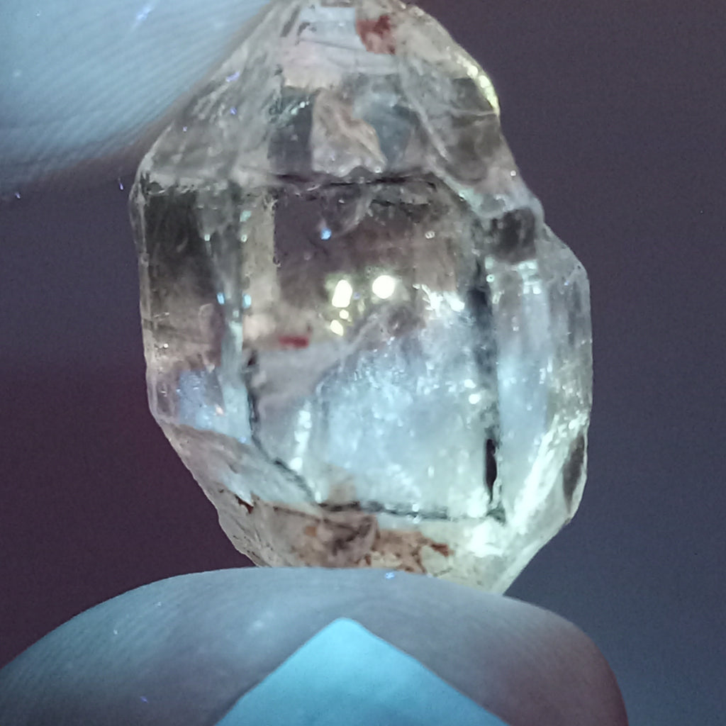 Petroleum Enhydro Quartz with Microscopic Oil Bubble and Enhydro Bubble