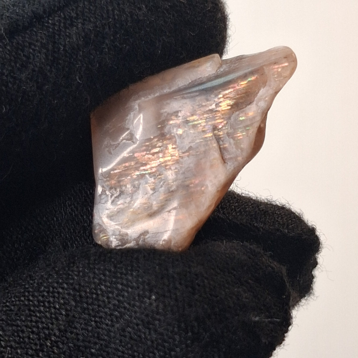 Rainbow Lattice Meteor Shower Sunstone Tanzania 2.8g R069