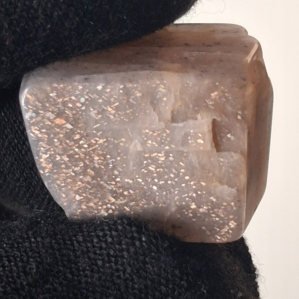 Rainbow Lattice Confetti Sunstone Tanzania 4.5g R070