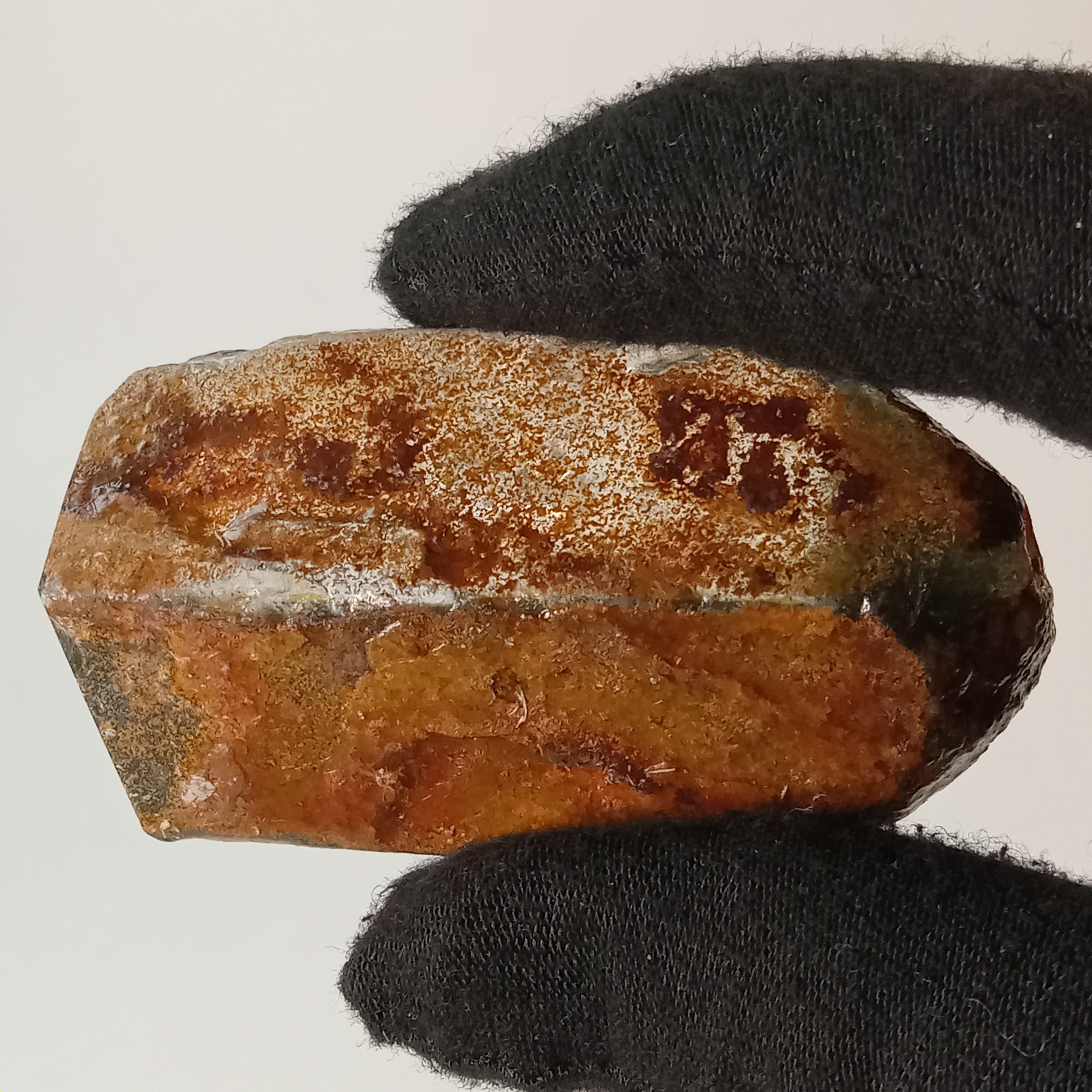 Garden Quartz Free Form with Desert Horizon Banding | GQF-021