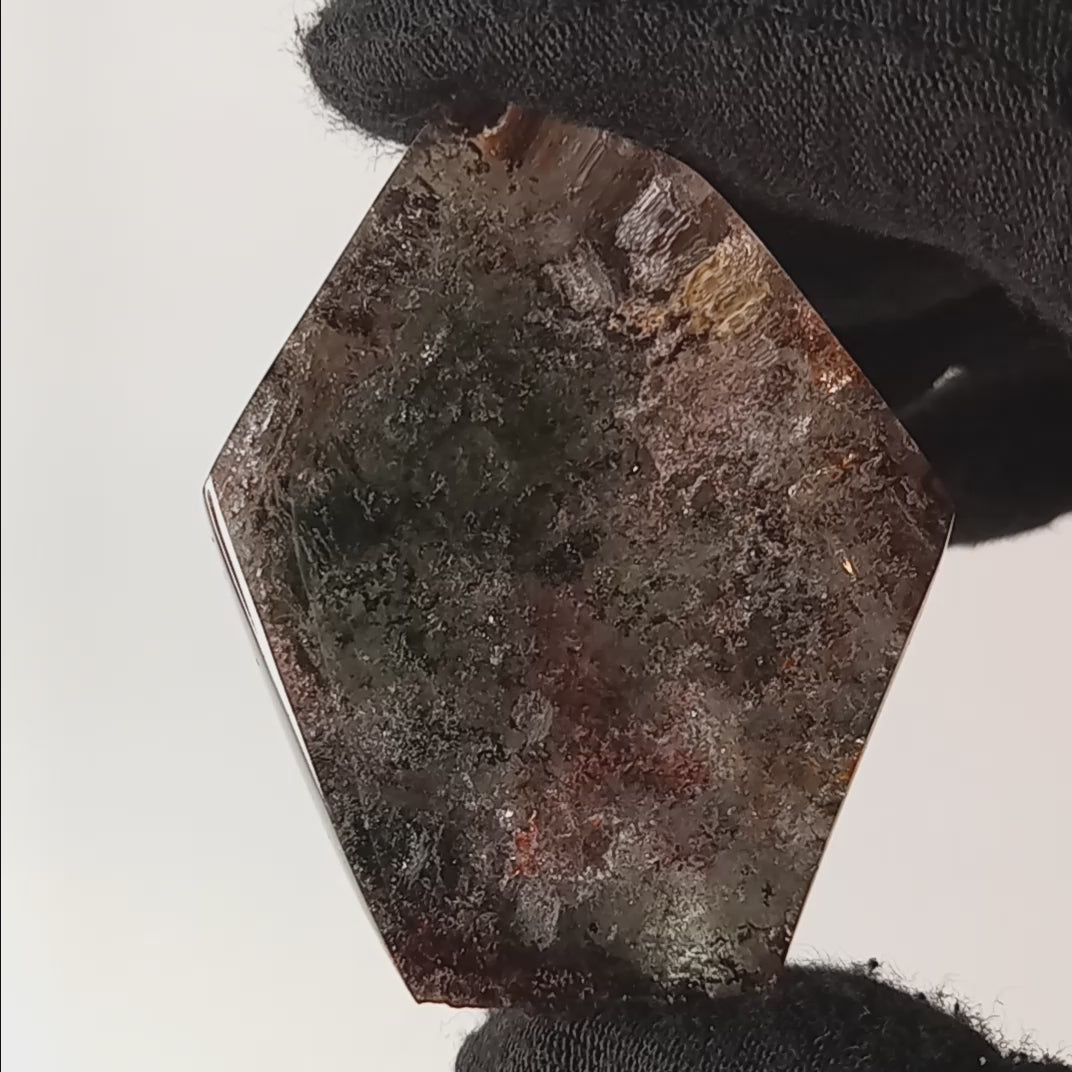 Garden Quartz Free Form with Desert Horizon Banding | GQF-021
